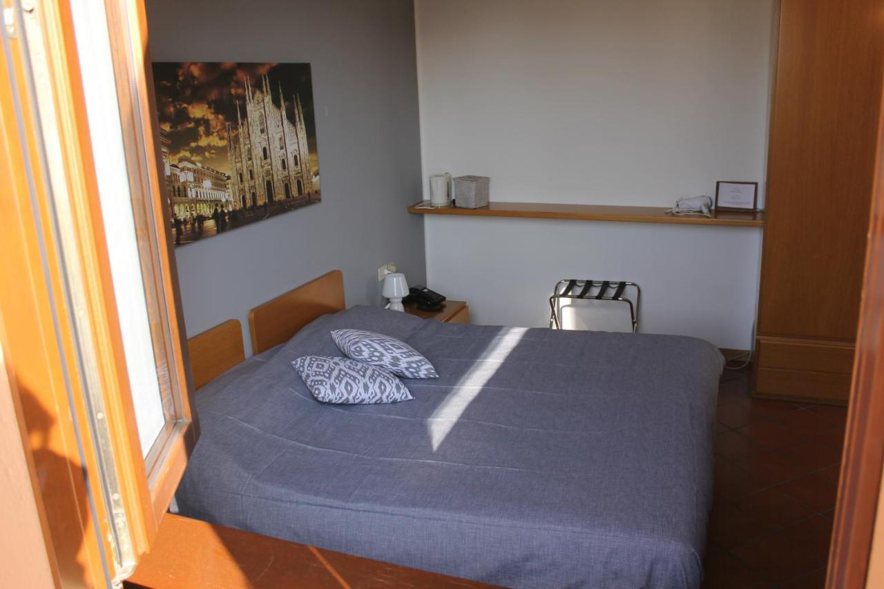 Albergo La Scaletta Cantù Zewnętrze zdjęcie